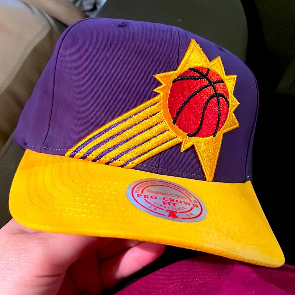 NWT Mitchell and Ness Phoenix Suns SnapBack